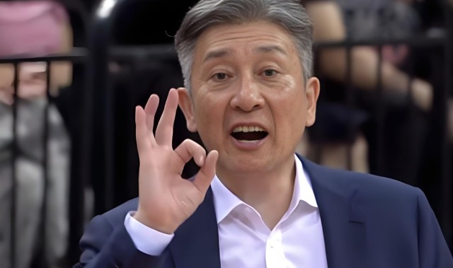 开云体育-深圳队做出1个重要决定！签约2米18中锋 球迷：郑永刚要争冠