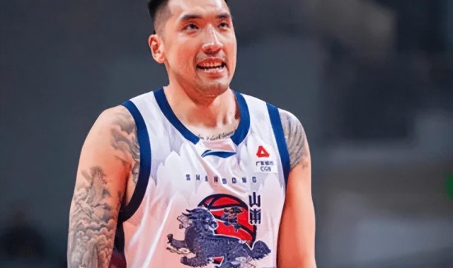 kaiyun-山东半场压制辽宁！双方互铁，陶汉林+2外齐发挥，辽宁仅靠三外援